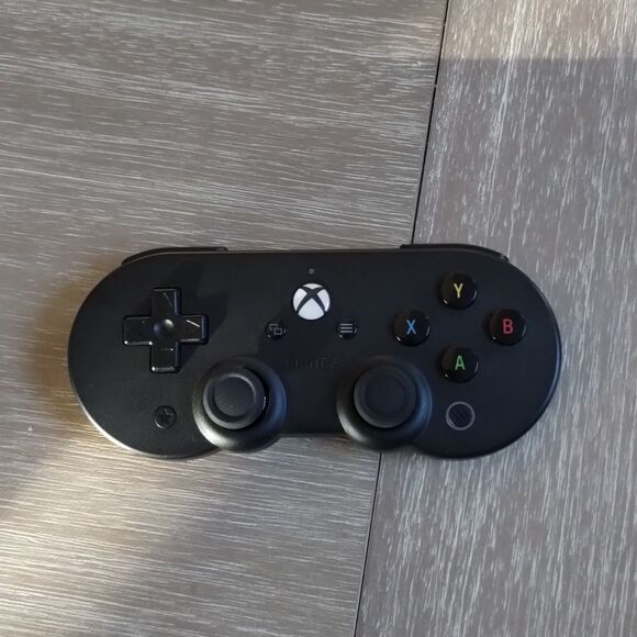8bitdo sn30 pro Xbox edition CLIP INCLUDED Perfect condition. - Picture 7 of 10